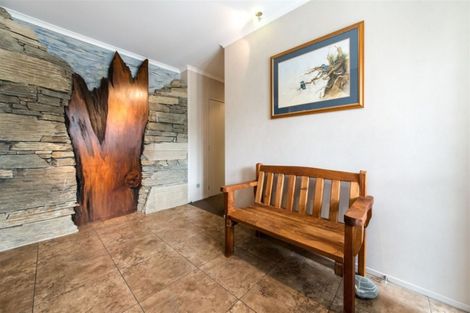 Photo of property in 131 Foster Road, Kumeu, 0891