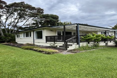 Photo of property in 1/195 Godley Road, Titirangi, Auckland, 0604