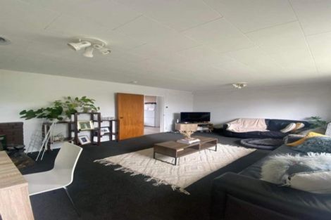 Photo of property in 2/13 William Booth Grove, Trentham, Upper Hutt, 5018