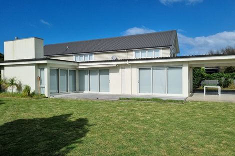 Photo of property in 2 Taumata Road, Omaha, Warkworth, 0986