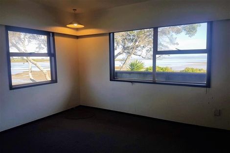 Photo of property in 582 Weymouth Road, Weymouth, Auckland, 2103