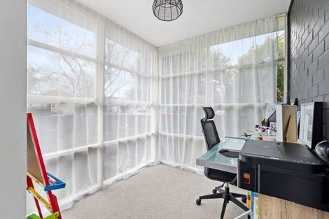 Photo of property in 3 Anderson Street, Hokowhitu, Palmerston North, 4410