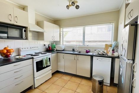 Photo of property in 11a Rapallo Place, Farm Cove, Auckland, 2012