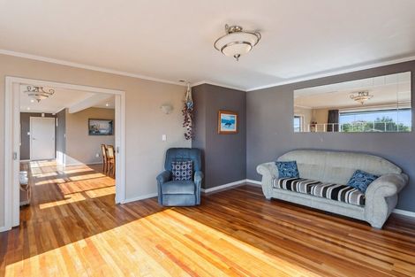 Photo of property in 6 Ruru Road, Otaihanga, Paraparaumu, 5036