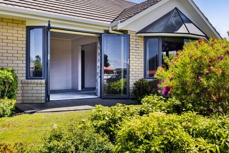 Photo of property in 33 Orlando Street, Stratford, 4332