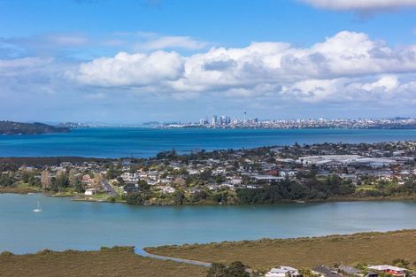 Photo of property in 40 Allington Road, Massey, Auckland, 0614