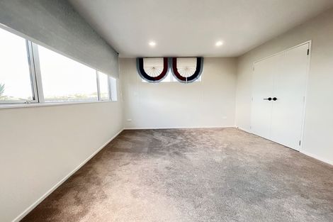 Photo of property in 6 Brickworks Bay Road, Hobsonville, Auckland, 0618