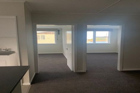 Photo of property in 304 The Esplanade, Island Bay, Wellington, 6023