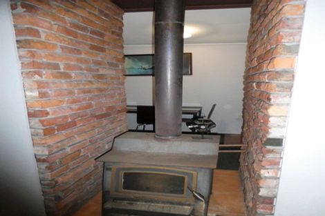 Photo of property in 15 Thompson Street, Greymouth, 7805