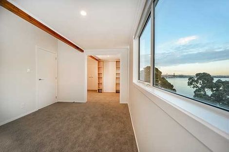 Photo of property in 74 Queen Street, Northcote Point, Auckland, 0627