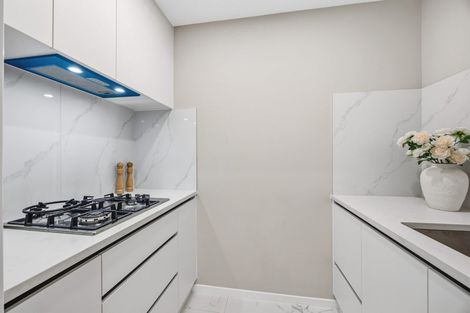 Photo of property in 60c Hutchinsons Road, Bucklands Beach, Auckland, 2014