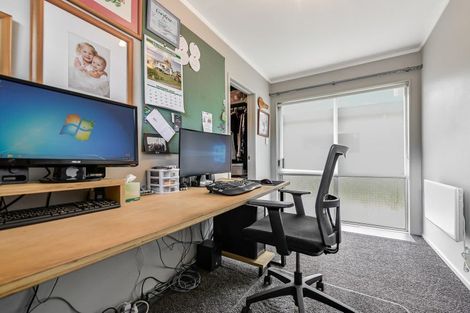 Photo of property in 12 Lansdowne Crescent, Glenview, Hamilton, 3206