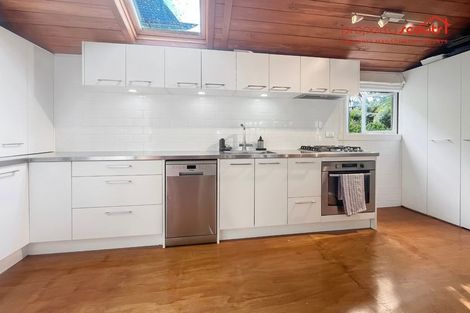 Photo of property in 23 Inkster Street, Birkenhead, Auckland, 0626