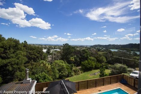 Photo of property in 92 Pemberton Avenue, Bayview, Auckland, 0629