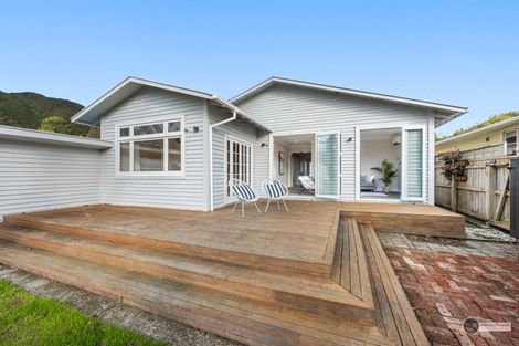 Photo of property in 35 Burnside Street, Waterloo, Lower Hutt, 5011