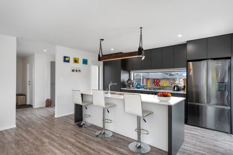 Photo of property in 8 Anglers Way, Omokoroa, 3114