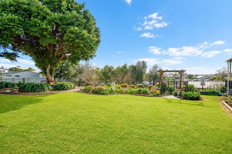Photo of property in 91 Kimihia Road, Huntly, 3700