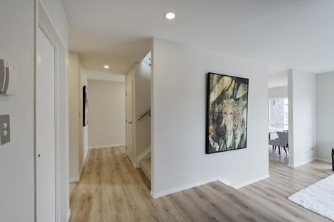 Photo of property in 79 San Valentino Drive, Henderson, Auckland, 0612