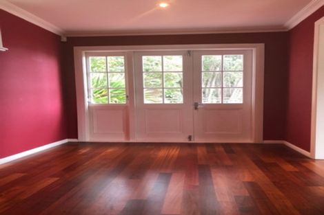 Photo of property in 9 Gill Road, Lowry Bay, Lower Hutt, 5013