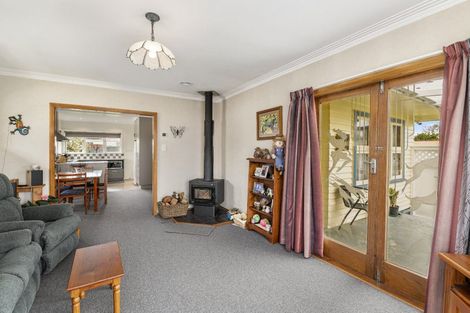 Photo of property in 145 Queen Street West, Levin, 5510