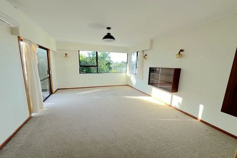 Photo of property in 25 Cutler Street, New Lynn, Auckland, 0600