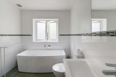 Photo of property in 34c Birch Terrace, Birchville, Upper Hutt, 5018