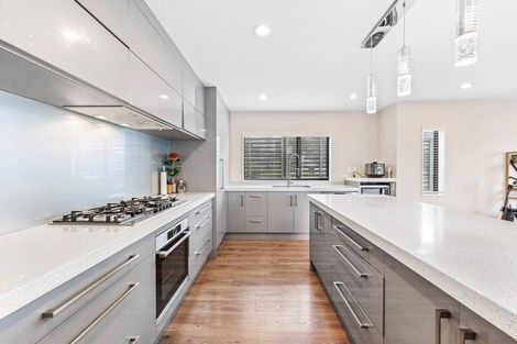 Photo of property in 11 Matisse Drive, West Harbour, Auckland, 0618