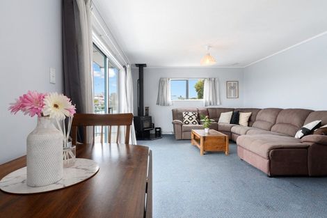 Photo of property in 6b Ranginui Road, Welcome Bay, Tauranga, 3112