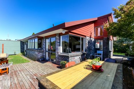 Photo of property in 18d Karamea Street, Whalers Gate, New Plymouth, 4310