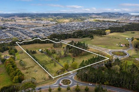 Photo of property in 1 Old Pine Valley Road, Dairy Flat, Silverdale, 0992