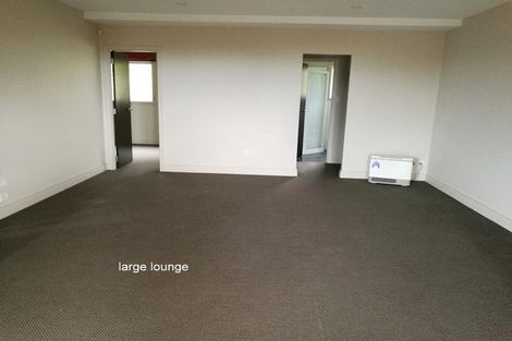 Photo of property in 18a Castor Bay Road, Castor Bay, Auckland, 0620