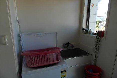 Photo of property in 3 Correa Court, Goodwood Heights, Auckland, 2105