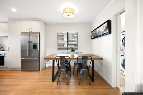 Photo of property in 120 Grey Street, Cambridge, 3434