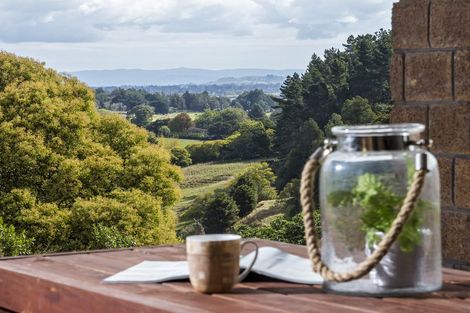 Photo of property in 40 Chianti Close, Flat Bush, Auckland, 2019