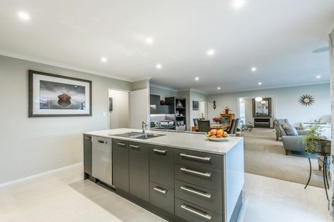 Photo of property in 4 Churchill Drive, Rangiora, 7400