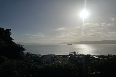 Photo of property in 15 Pinelands Avenue, Seatoun, Wellington, 6022