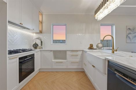 Photo of property in 9 Toporoa Street, Karaka, 2113