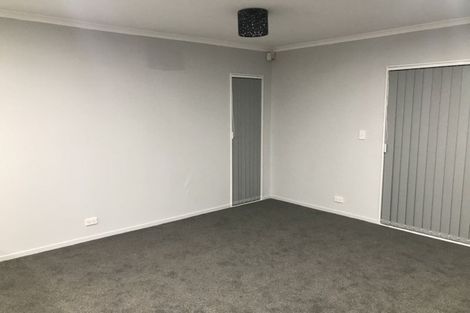 Photo of property in 11 Ashmere Lane, Weymouth, Auckland, 2103