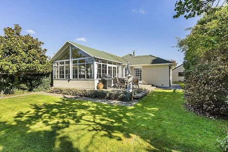 Photo of property in 60 Hounslow Street, Ilam, Christchurch, 8041