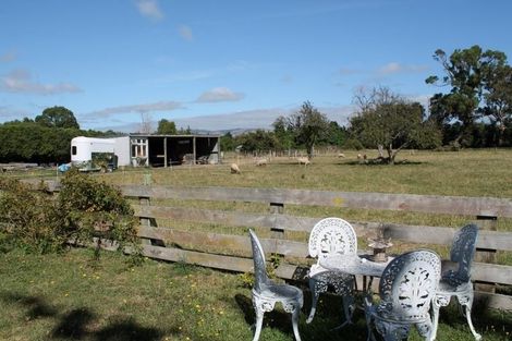 Photo of property in 23 Pinfold Road, Woodville, 4920