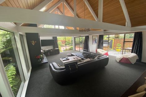 Photo of property in 9 Truscott Grove, Awapuni, Palmerston North, 4412