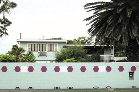 Photo of property in 57 Halsey Street, South New Brighton, Christchurch, 8062