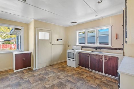 Photo of property in 19 Van Asch Street, Sumner, Christchurch, 8081