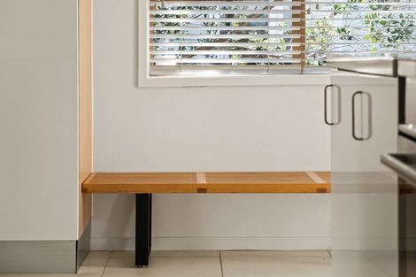 Photo of property in 98 Huia Road, Point Chevalier, Auckland, 1022