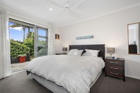 Photo of property in 31 Leet Crescent, Papamoa Beach, Papamoa, 3118