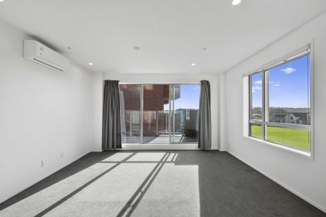 Photo of property in 201/160a Hobsonville Point Road, Hobsonville, Auckland, 0616