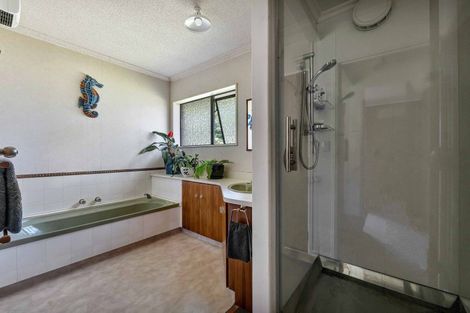 Photo of property in 115 Alfred Road, Egmont Village, New Plymouth, 4371