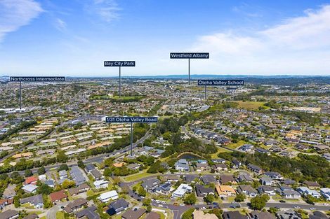Photo of property in 1/31 Oteha Valley Road, Northcross, Auckland, 0632