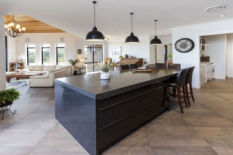 Photo of property in 40 Chianti Close, Flat Bush, Auckland, 2019