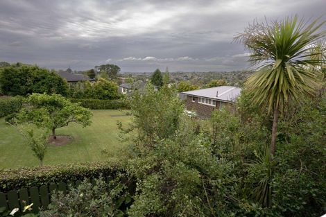 Photo of property in 2/15b Nandana Drive, Glen Eden, Auckland, 0602